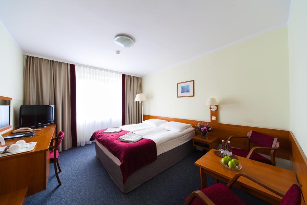 Hotel Ior Poznań Eksteriør bilde